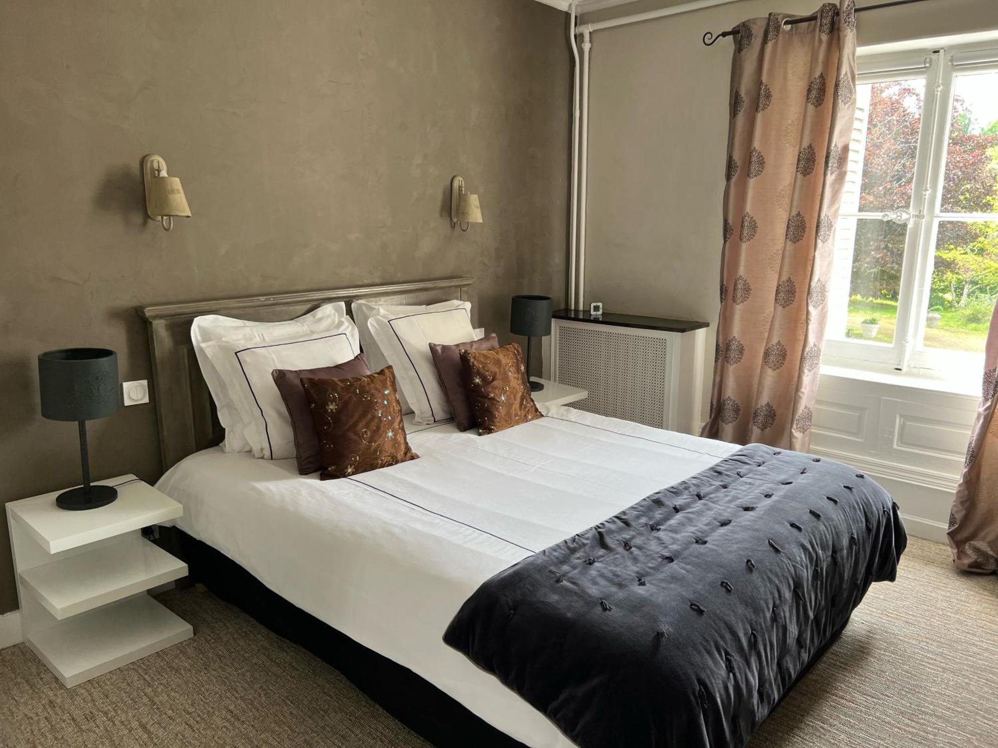Chambres D'Hotes & Spa Les Perce Neige Vernou-sur-Brenne 外观 照片
